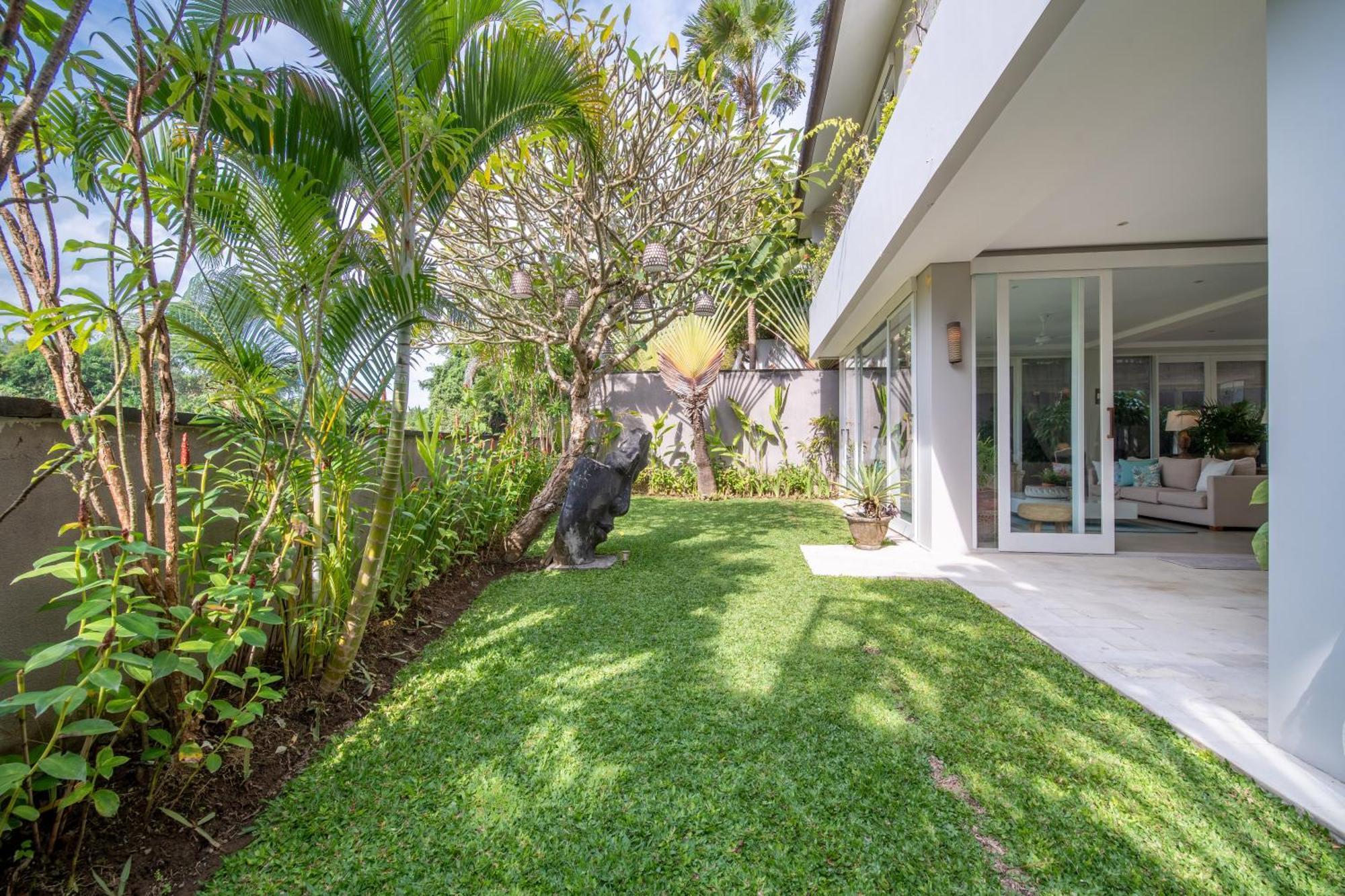 Villa Sunsara 4 - Enchanting 4Br Villa In A Great Location 캉구 외부 사진
